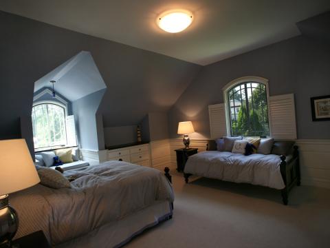 Carr project - nautical New England waterfront home - a guest bedroom