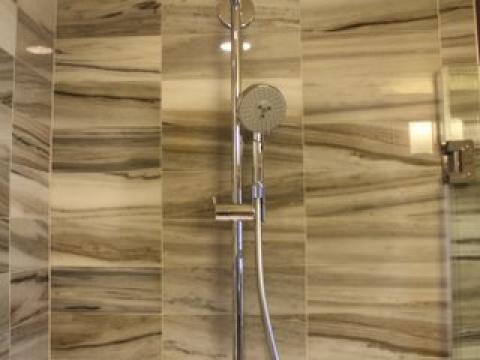 Cruzan project - Island rambler rennovation - master shower head detail